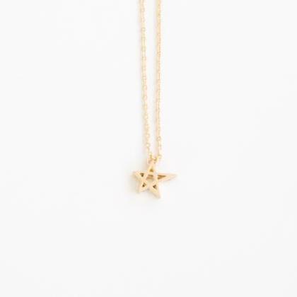 Super Star Necklace ( Gold ) on Luulla