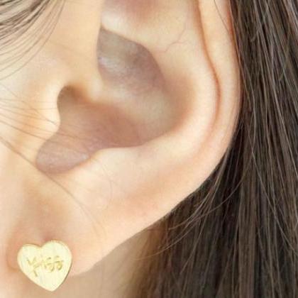 Scratch Kiss Earrings