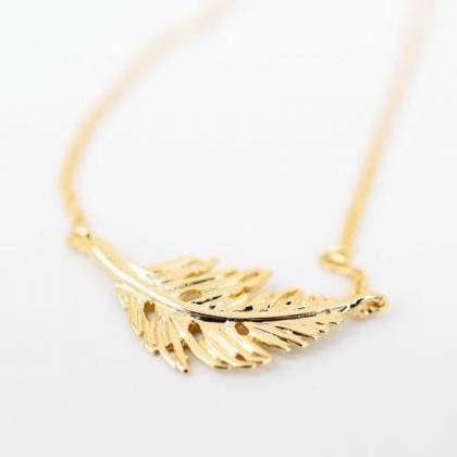 Simple Leaf Necklace