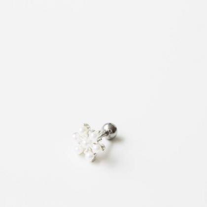 Pearl Snowflower Piercing