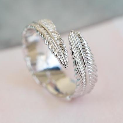 Long 2feather Line Ring