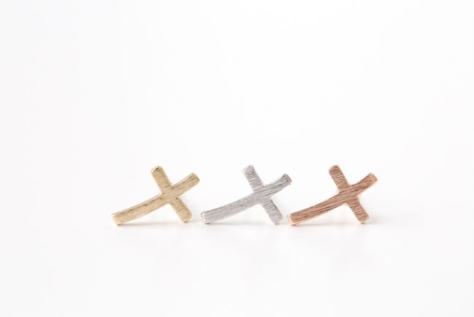 Simple Scratch Cross Earrings