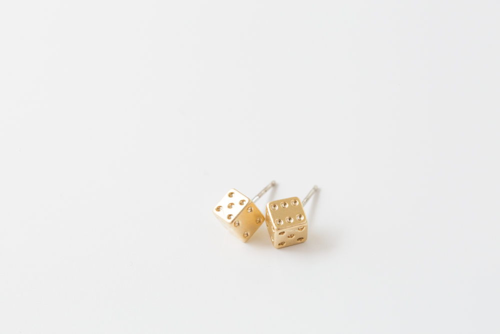 Matt Dice Earrings ( Gold ) on Luulla