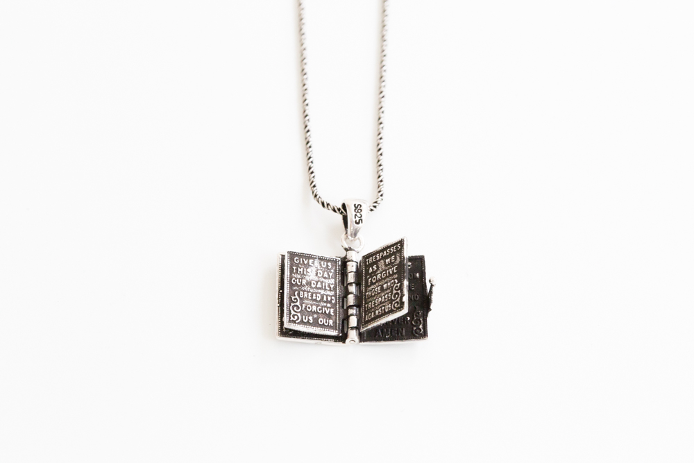 925 Open Book Charm Necklace on Luulla
